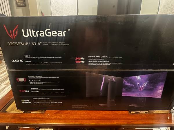 LG UltraGear 32GS95UE 32-inch OLED Gaming Monitor