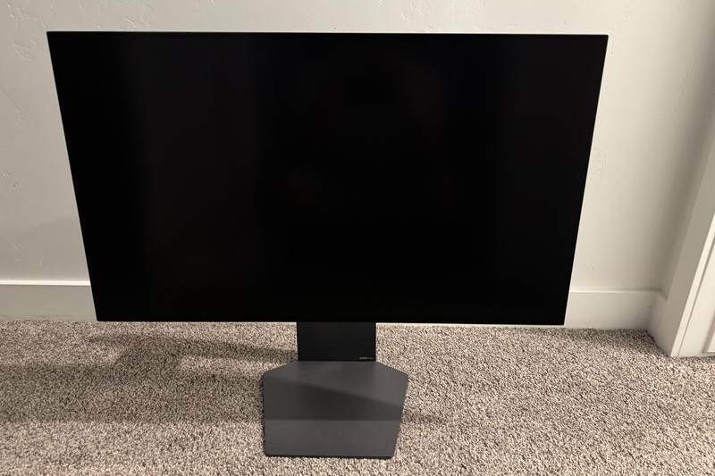 LG UltraGear 32GS95UE 32-inch OLED Gaming Monitor