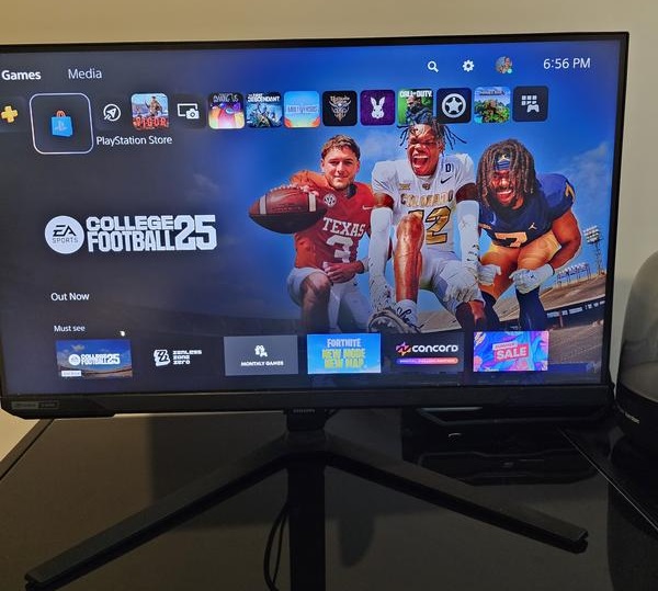 Samsung Odyssey G55C S27CG552 27-Inch QHD Curved Gaming Monitor