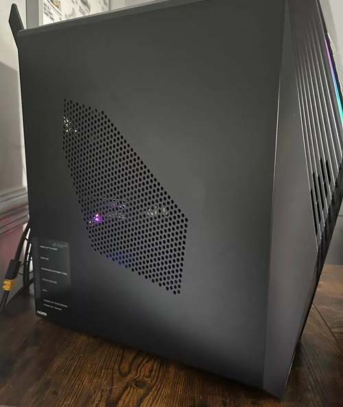 ASUS ROG Strix G13CH-PS764 Gaming Desktop  